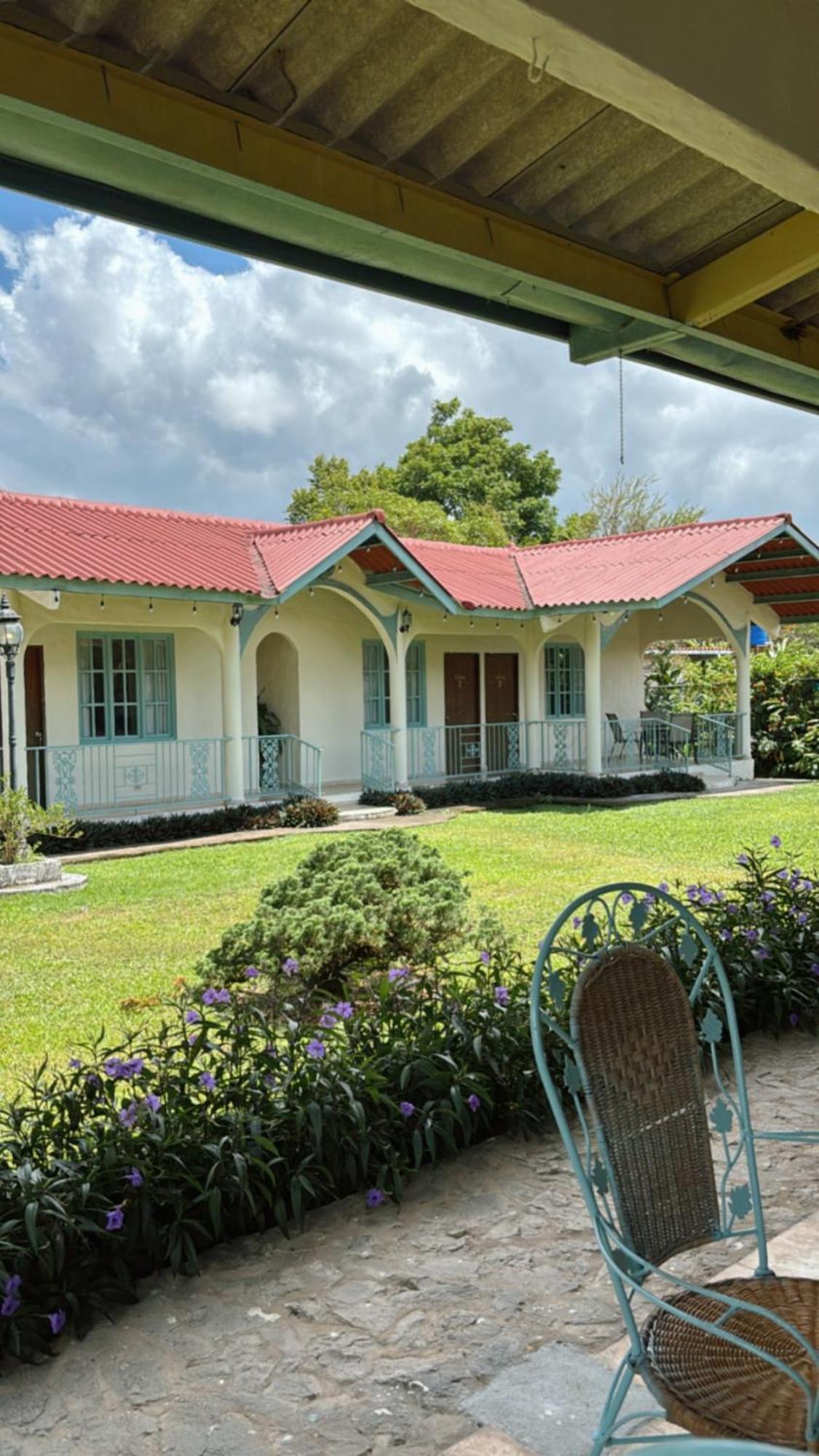 آنتون La Maison D' Ivonne المظهر الخارجي الصورة