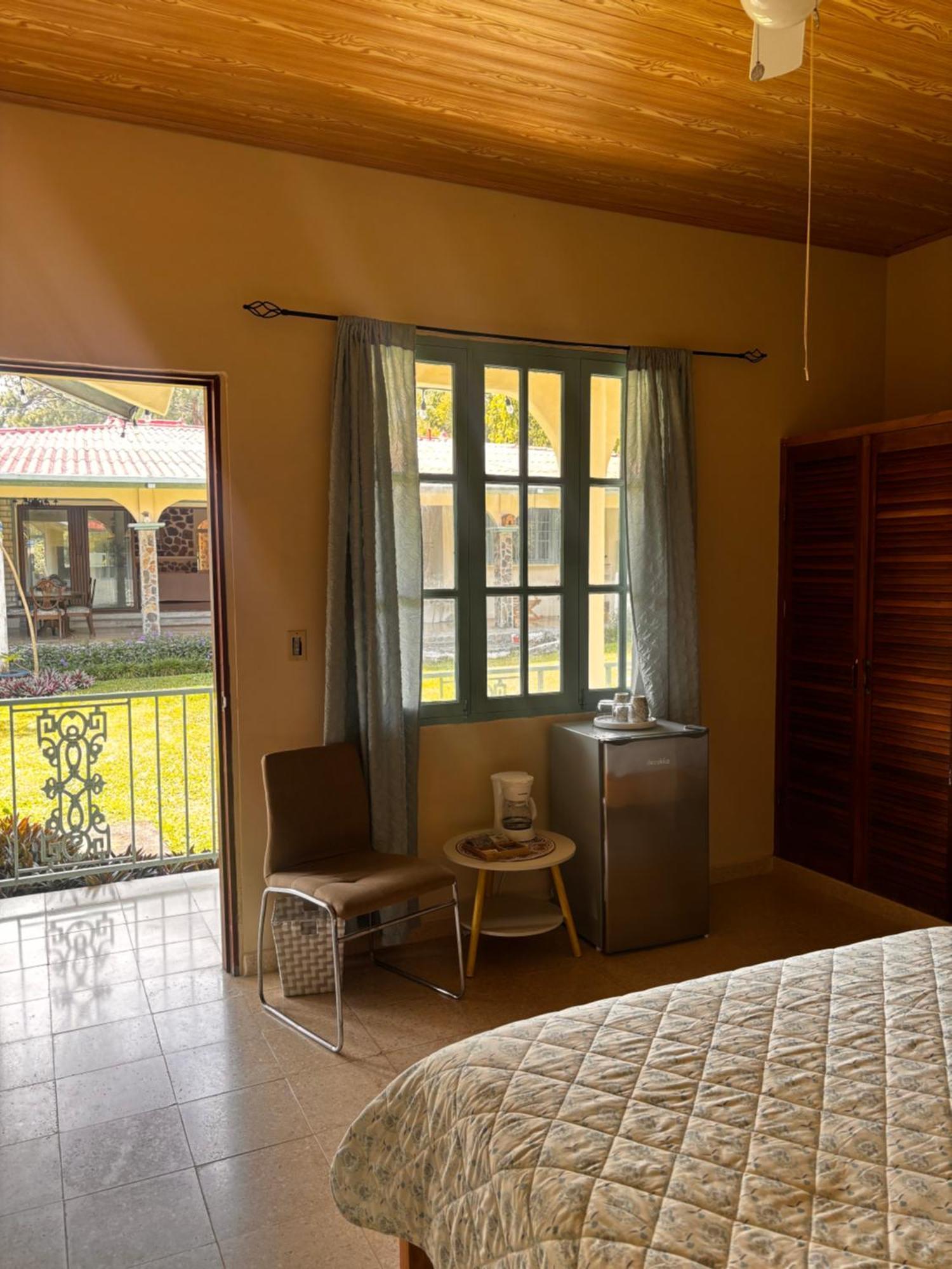 آنتون La Maison D' Ivonne المظهر الخارجي الصورة